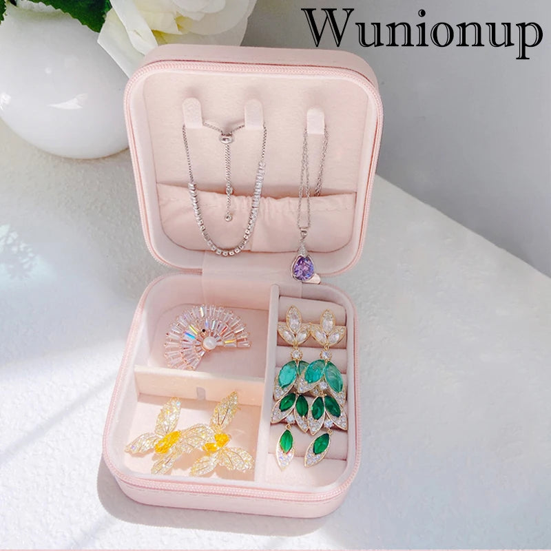 Mini Travel Jewelry Case with 5 Pairs Gold Huggie Earrings – Gift Set