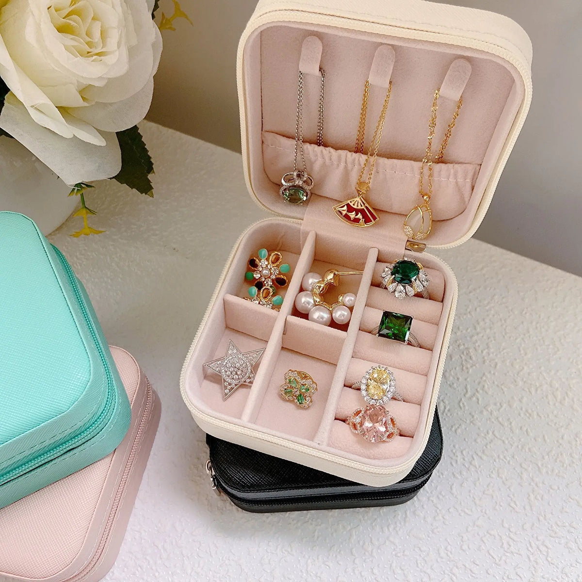 Mini Travel Jewelry Case with 5 Pairs Gold Huggie Earrings – Gift Set