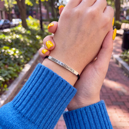 Faith & Peace Braided Bracelet Vivido