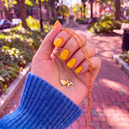 The Dainty Initial Heart Necklace Vivido